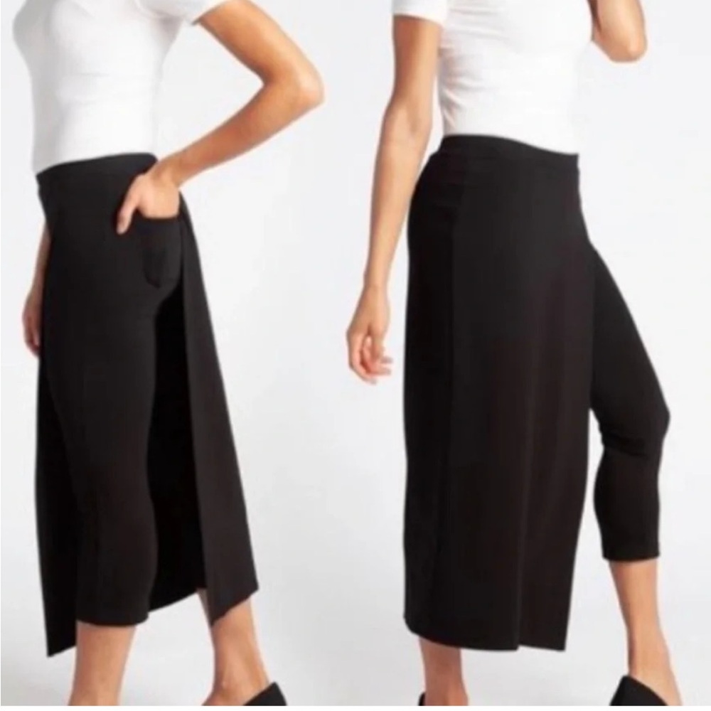 Betabrand Black Capris Versatile Pants & skirt M